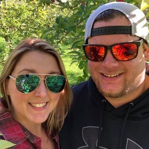 Meet your Posher, Larissa